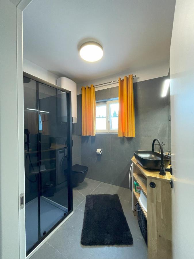 Valkane Apartmán *