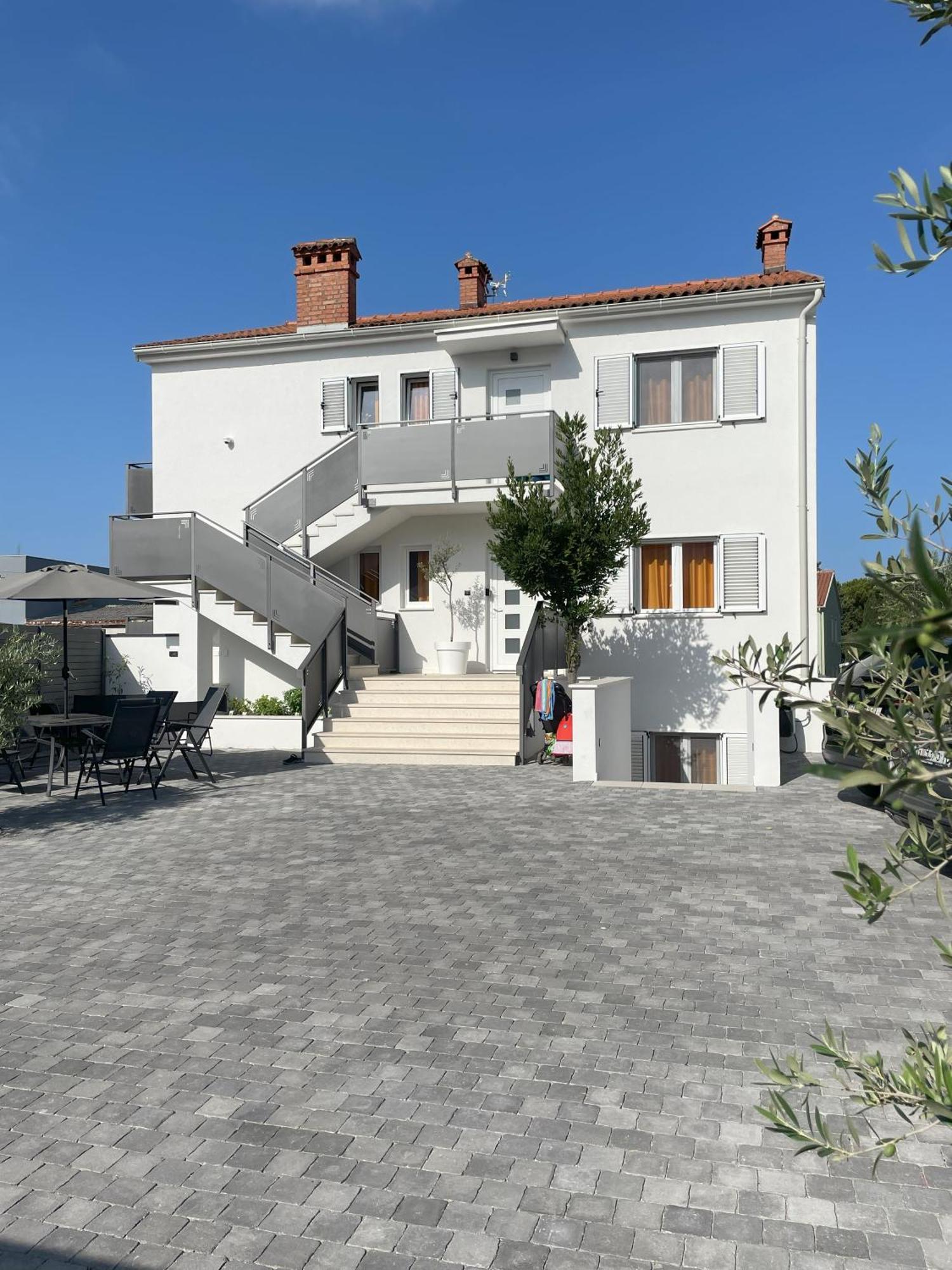 Apartment Valkane Pula