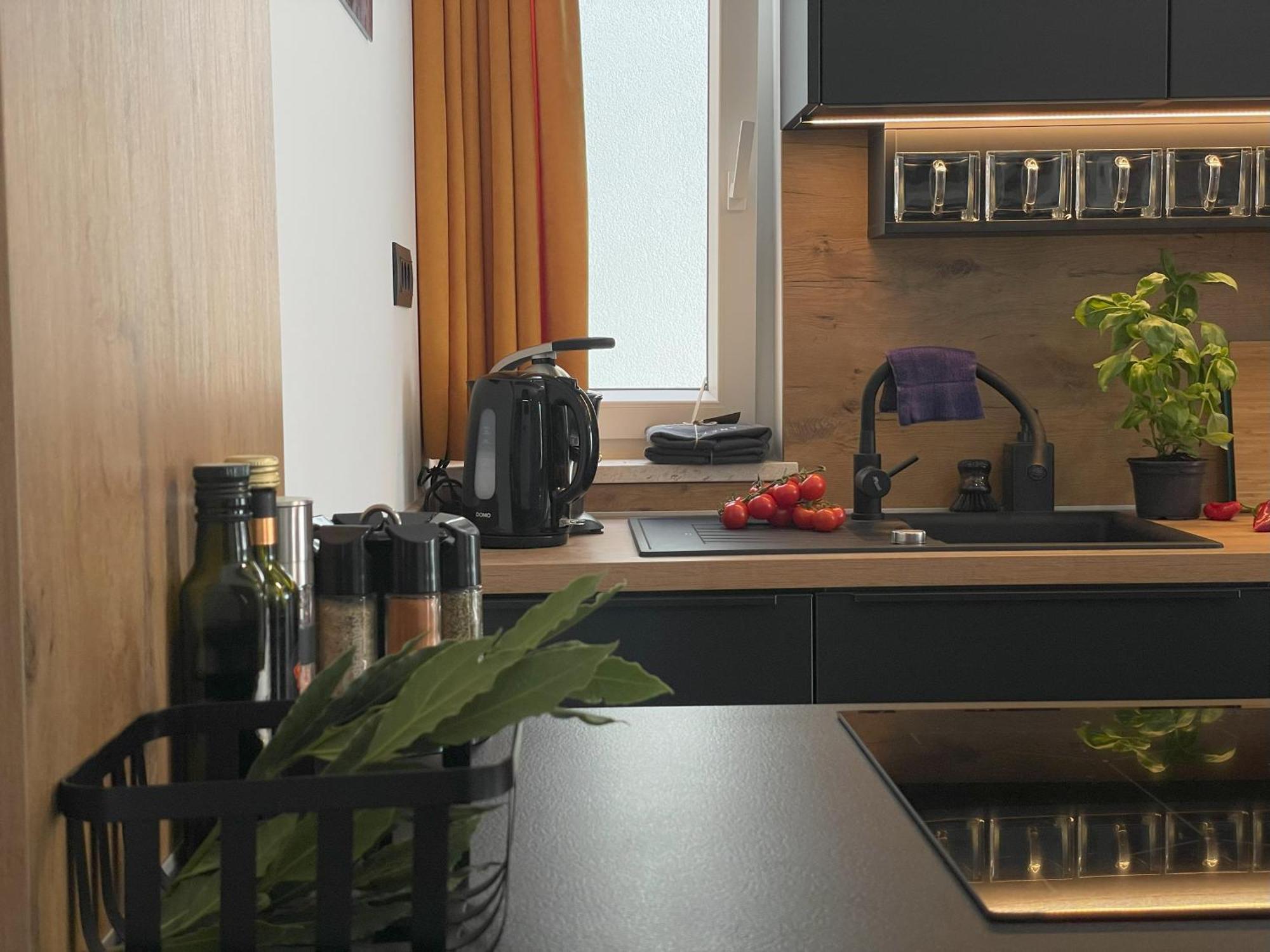 Valkane Apartment *